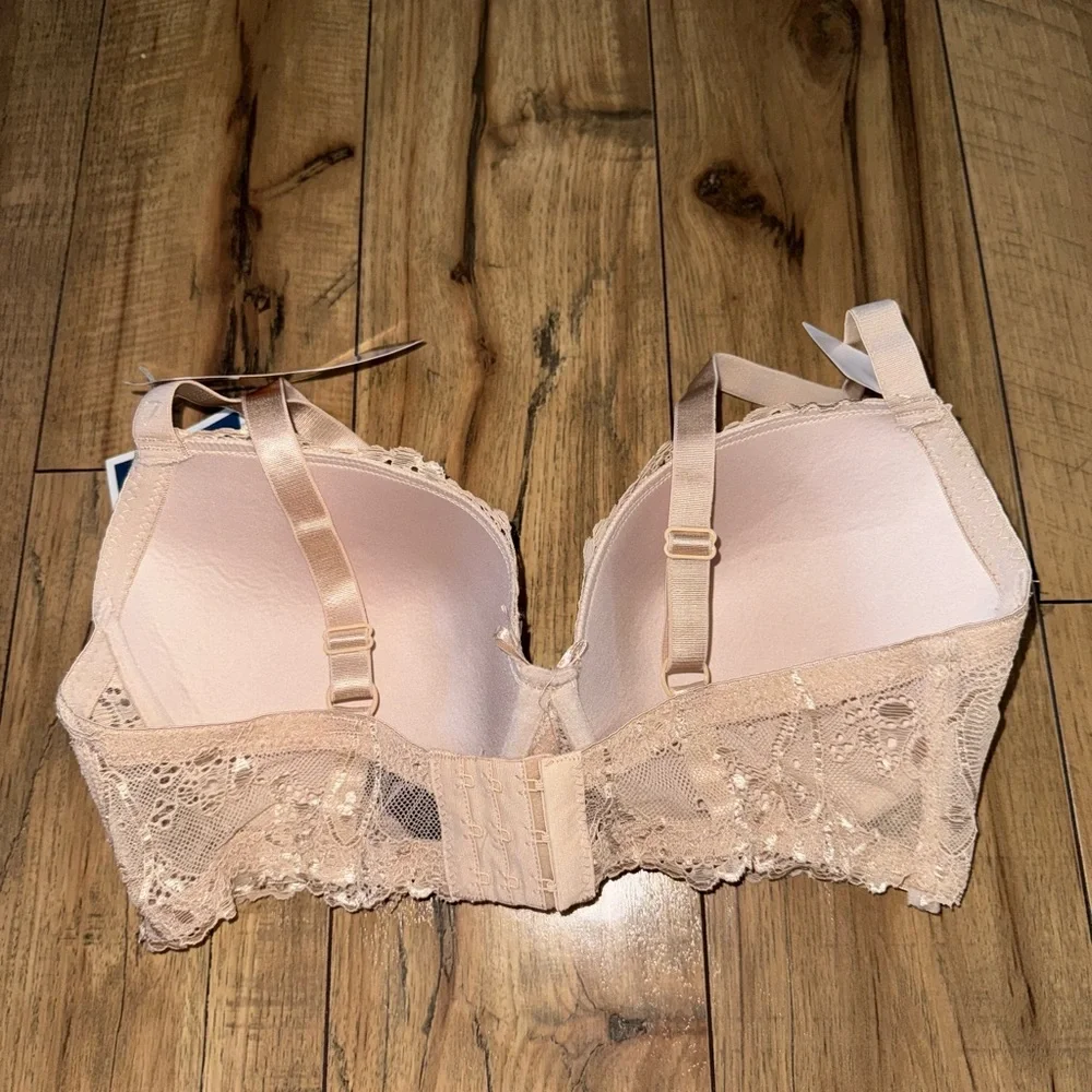 Black and cream lace bra set - Picture 7 of 8